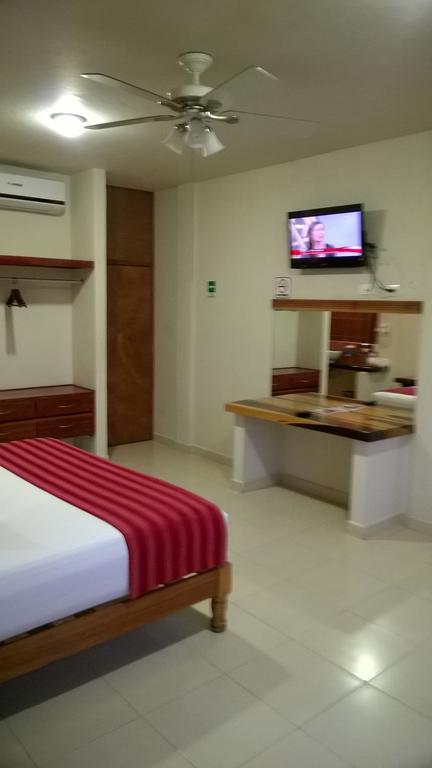 Auto Hotel Paraiso Inn Palenque Cameră foto