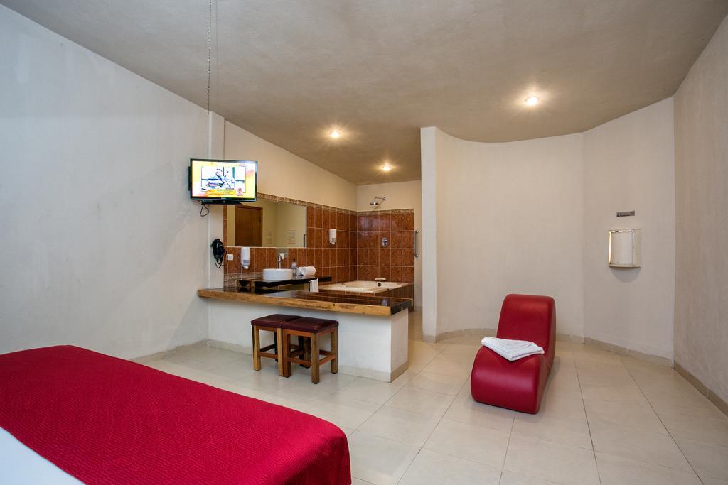 Auto Hotel Paraiso Inn Palenque Cameră foto