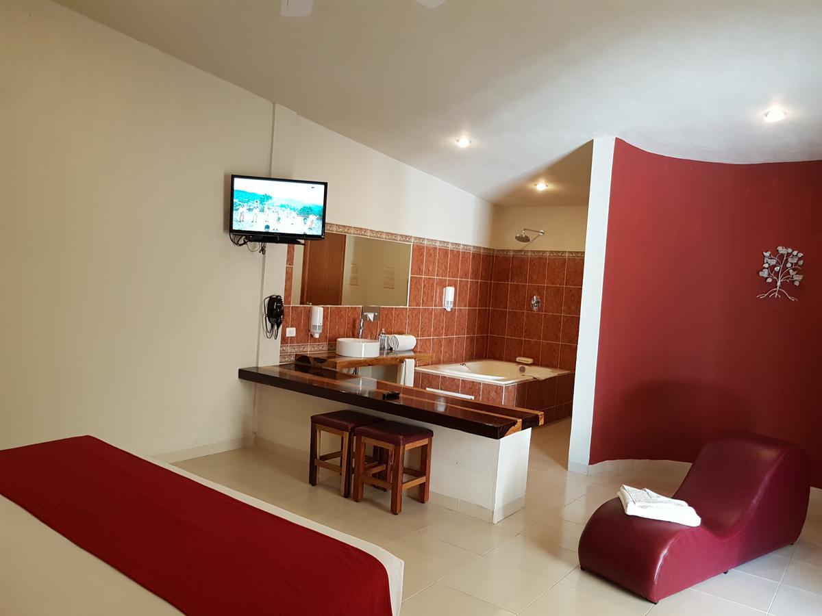 Auto Hotel Paraiso Inn Palenque Exterior foto